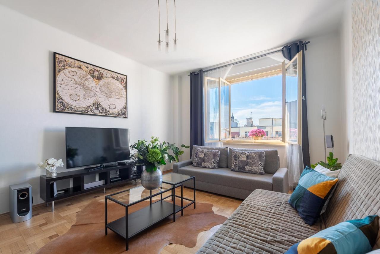 Castle View Apartment Praga Esterno foto