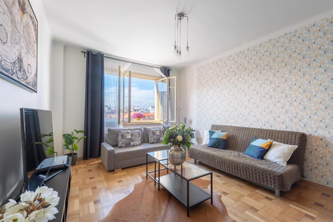 Castle View Apartment Praga Esterno foto