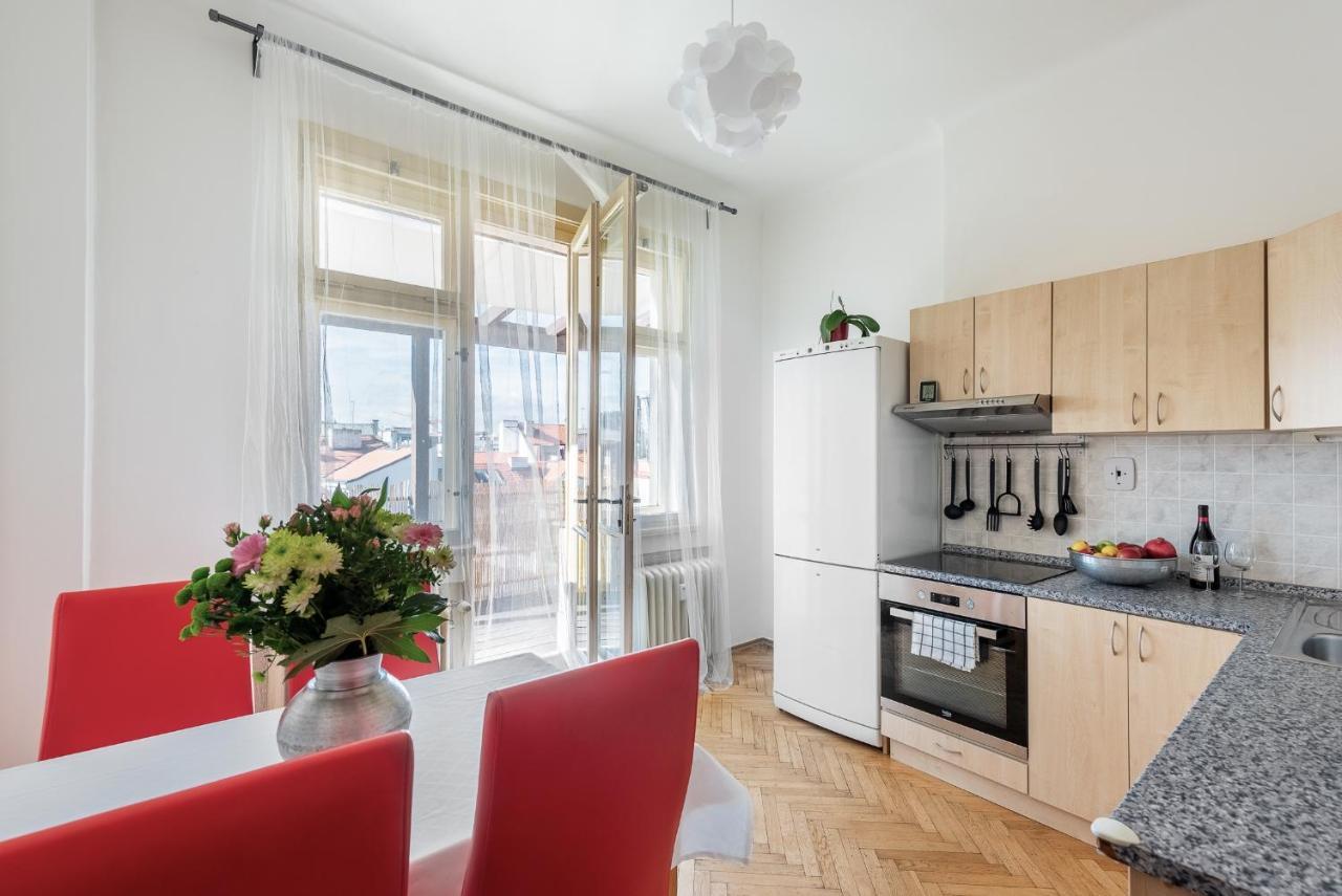Castle View Apartment Praga Esterno foto