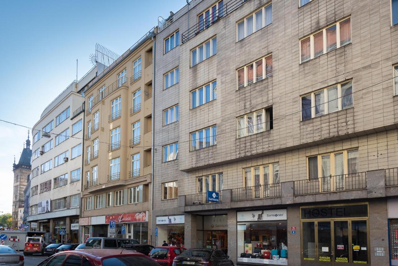 Castle View Apartment Praga Esterno foto